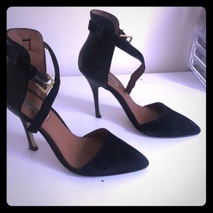 Steve Madden black heels